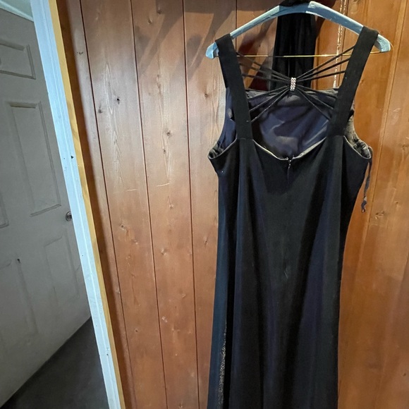 Party dress by any Nu Mode. Size 16. Black with gold shimmer undertones. - Picture 3 of 3